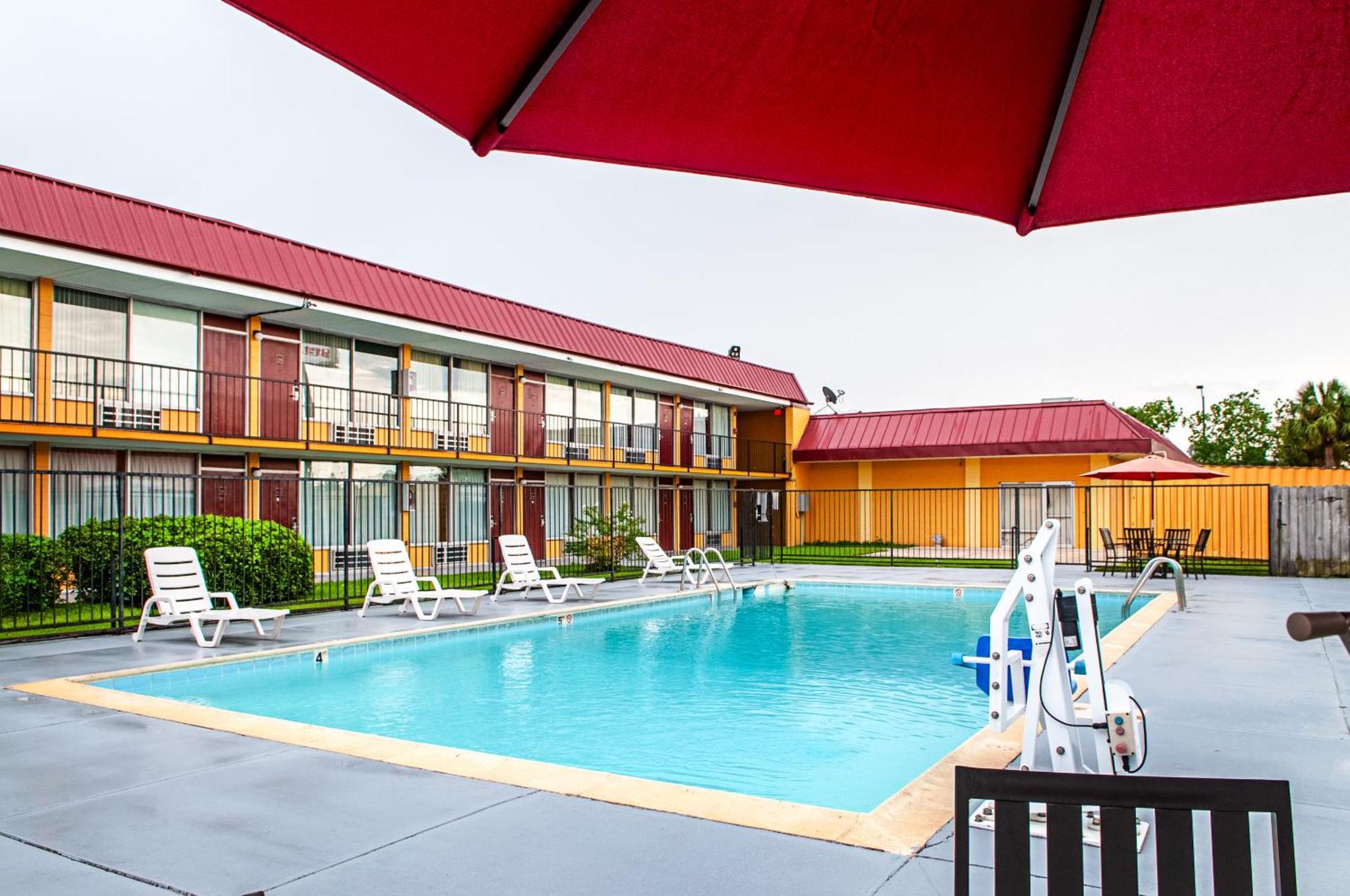 Red Roof Inn Slidell Exterior photo